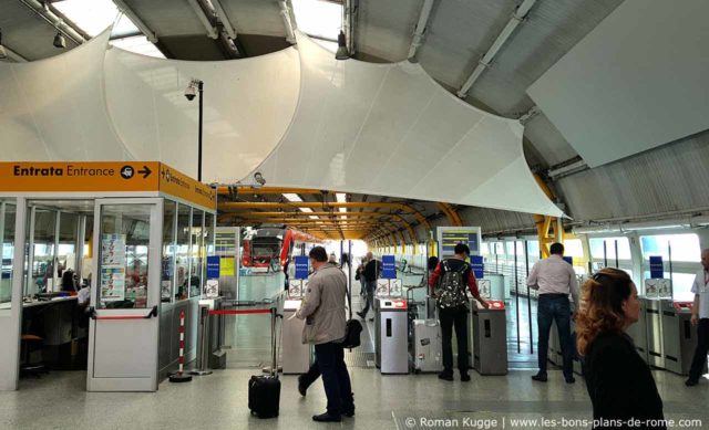 Barrière tourniquet gare Rome-Fiumicino Leonardo Express