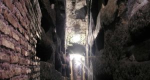 Visite des catacombes à Rome | Prix, horaires & bons plans ! Catacombes Rome Domitilla