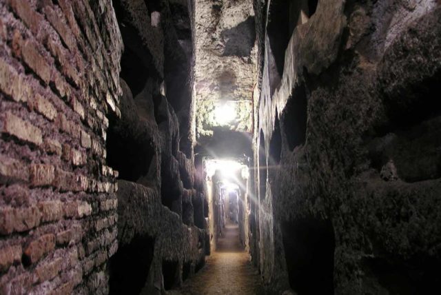 Catacombes Rome Domitilla