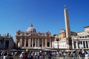 Place Saint Pierre Vatican Obelisque