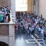 Temps d’attente file d’attente Vatican