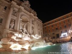 La fontaine de Trevi à Rome : ses pièces de monnaie et ses pickpockets Fontaine de Trevi à Rome