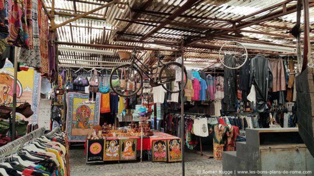 Rome Brocante Marché aux puces Via Sannio San Giovanni