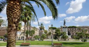 Visiter Rome : 99 idées de visites et d’activités à Rome Piazza Cavour