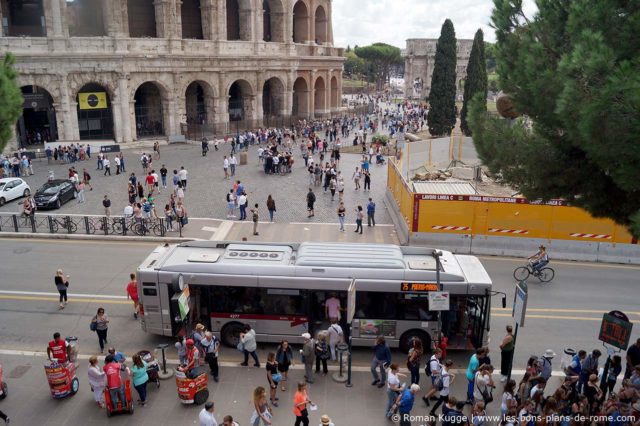 Forum Romain et Colisée à Rome Pickpockets