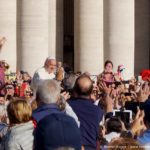 Le Pape lors d’une audience sur la place Saint-Pierre